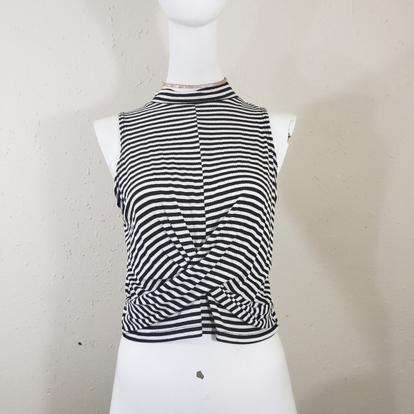 Soprano white and black striped crop top sz XL - Picture 1 of 5